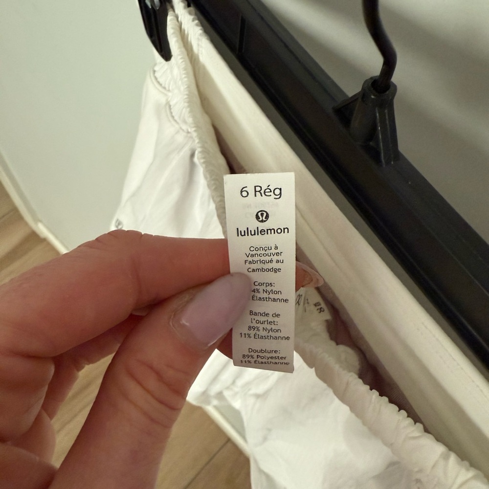 lululemon athletica White Intimate Shorts - Picture 3 of 3